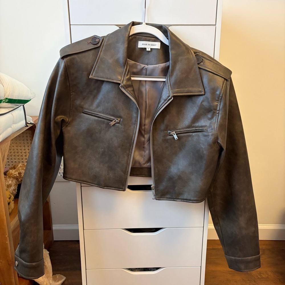 Pixie Market Cropped Faux-Leather Jacket in Olive